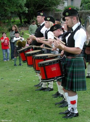 2007, Drummers drumming
