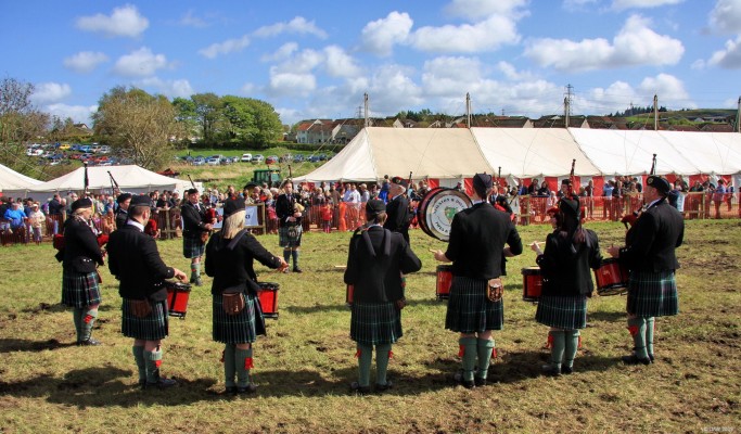 2009, Neilston & District Pipes and Drums
