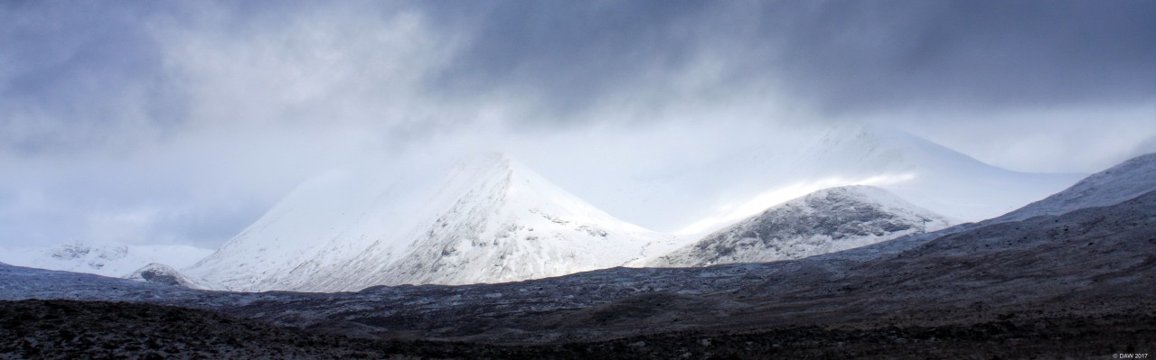 Anach Mor
A view from the A82 towards Anach Mor. [url=http://streetmap.co.uk/map.srf?X=231545&Y=747796&A=Y&Z=120/] Map location. [/url]
