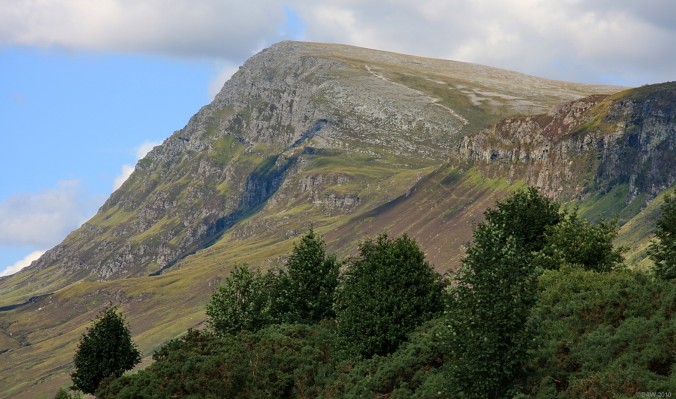Ben Hope, Sutherland
Ben Hope, the most northerly of the Munros, rising to 927m (3041ft).  [url=http://www.streetmap.co.uk/map.srf?X=245584&Y=944985&A=Y&Z=120/] Map location. [/url]
