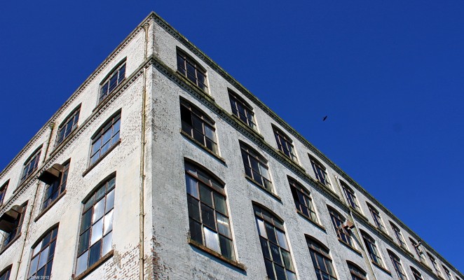 Blue Sky over Crofthead Mill, Neilston
Surely some mistake?  Clear blue skies above Crofthead Mill.  [url=http://www.streetmap.co.uk/streetmap.dll?G2M?X=247385&Y=657345&A=Y&Z=3/]Map location[/url]
