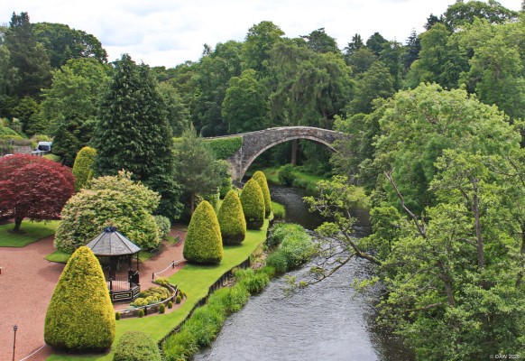 Brig O' Doon. 2019
The bridge is thought to date from the early 15th century but it has been repair many times since then, it was replaced in 1816 by a newer bridge and now stands as a pedestrian crossing.  It was made famous in Robert Burn's Poem, Tam o' Shanter. [url=http://streetmap.co.uk/map?X=233166&Y=617946&A=Y&Z=115/] Map location. [/url]

