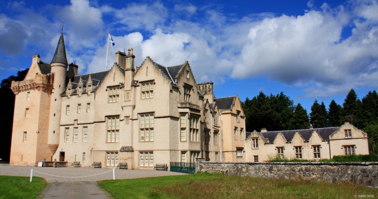 Brodie Castle, Moray
A view of Brodie Castle from the South East.   The right hand side dates from 1824 and was added by the 22nd Laird of Brodie, the oldest part is the tower on the left which dates from the 14th century.  The Castle is now owned by [url=https://www.nts.org.uk/visit/places/brodie-castle/] National Trust for Scotland [/url] and is open to the public.
