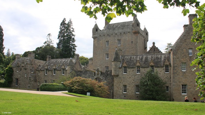Cawdor Castle
[url=http://streetmap.co.uk/map.srf?X=284940&Y=849900&A=Y&Z=120/] Map location. [/url]

