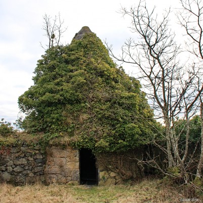 Doocot, Dunglass Castle
The Doocot at the ruins of Dunglass Castle near Bowling. [url=http://www.streetmap.co.uk/map.srf?X=243782&Y=673527&A=Y&Z=115/] Map location. [/url]
