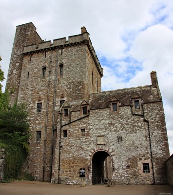 Drummond Castle
A castle was first built here in 1491 by Sir John Drummond but the original tower was rebuilt in 1653 after a seige by Cromwell.  The Castle is not open to the public but the impressive formal gardens originally laid out in 1630 are open during the summer months. [url=http://www.streetmap.co.uk/map.srf?X=284367&Y=718025&A=Y&Z=115/] Map location. [/url]
