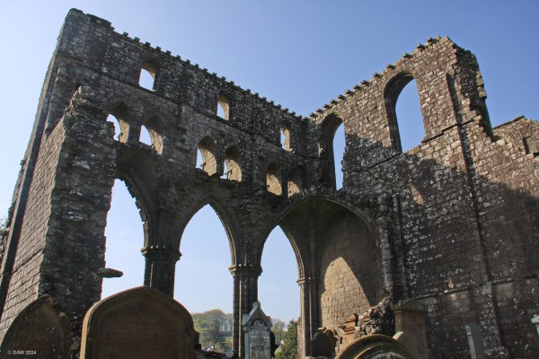 Ruins of Dundrennan Abbey
The gothic and roman arches of [url=https://www.historicenvironment.scot/visit-a-place/places/dundrennan-abbey/] Dundrennan Abbey [/url]

