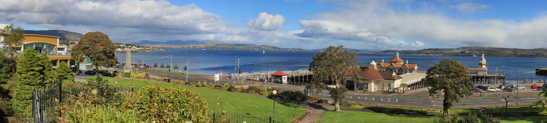 Dunoon Harbour Panorama 2018
[url=http://streetmap.co.uk/map?X=217502&Y=676484&A=Y&Z=110/] Map location. [/url]
