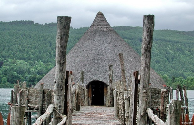 Entrance to The Crannog, Loch Tay
The entrance to the reconstructed Crannog at the [url=www.crannog.co.uk/]Scottish Crannog Centre[/url] at Loch Tay.  These structures were found all over Scotland and Ireland up to 5,000 years ago, this one is based on remains of one that stood some 2,600 years ago in Loch Tay.
