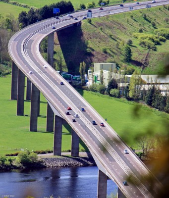 The Friarton Bridge, Perth
The Friarton Bridge was built in 1978 to carry the M90 across the River Tay just outside Perth.  At the time it was built it was the longest span steel girder bridge in the UK, the longest span is 174m.  This view is taken from Kinnoull Hill. [url=http://streetmap.co.uk/map?X=313760&Y=722768&A=Y&Z=120/] Map location. [/url]

