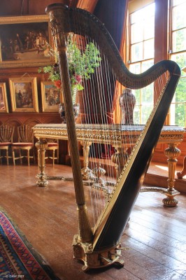 Inside Hospitalfield House, Arbroath
Its a worry just where to put your harp in the living room. 

