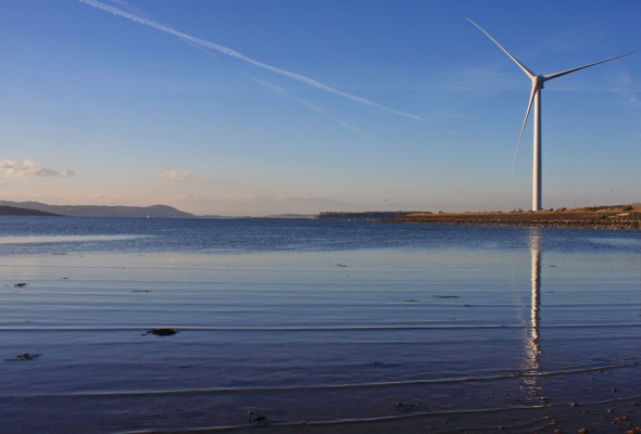 Offshore wind turbine test site, Hunterston, 2016
Hunterston was chosen by SSE as an onshore site to test offshore wind turbines for planned wind farms in the North of Scotland.  The highest was 194m to the tip of its blades and could generate 7MW of Electricity.  In 2019 the tests were completed and the towers removed.
