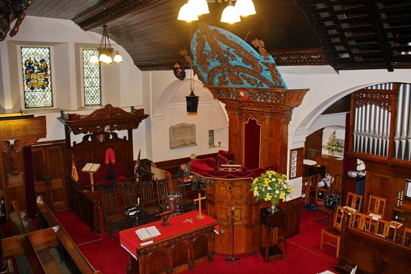 Inside the Auld Kirk, Kilburnie
Looking down to the Pulpit in the Auld Kirk, to the left of the Pulpit is the Ladyland loft.  The church dates from the 15th century.  [url=http://www.streetmap.co.uk/map.srf?X=231468&Y=653637&A=Y&Z=115/] Map location. [/url]
