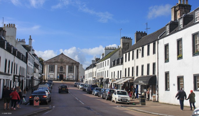 Inveraray Main Street
Looking up the main street of the planned town of Inveraray.  At the top of the street is the Glenaray and Inveraray Parish Church. [url=http://streetmap.co.uk/map?X=209670&Y=708560&A=Y&Z=106/] Map location. [/url]
