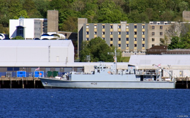 HMS Grimsby, HM Navy Base, Clyde
The Sandown Class Minehunter HMS Grimsby moored at Faslane in 2016.  She was built by Vosper Thornycroft and commissioned in 1999.  All seven of the Sandown class  mine hunters are based here at Faslane.
