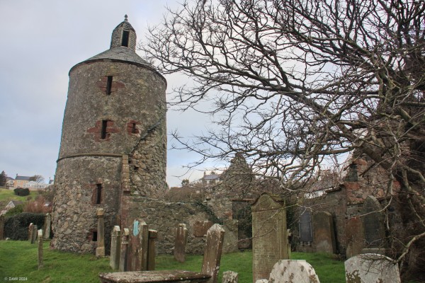 Portpatrick old Parish Church
A winter view of the ruins of Portpatrick old Parish Church, built in 1629 and in use until 1842.  The surrounding grave yard was in use until the 19th century. [url=http://streetmap.co.uk/map?X=200060&Y=554418&A=Y&Z=115/] Map location. [/url]
