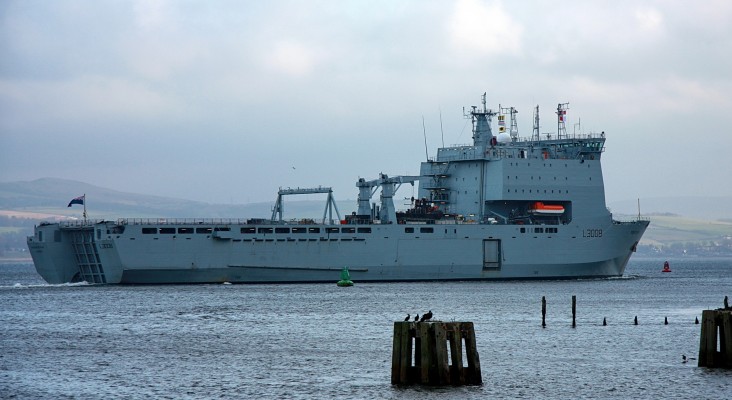 RFA Mounts Bay, Port Glasgow
Mounts Bay just off Port Glasgow in 2008.  She was built at Govan on the Clyde and commissioned in 2006.
