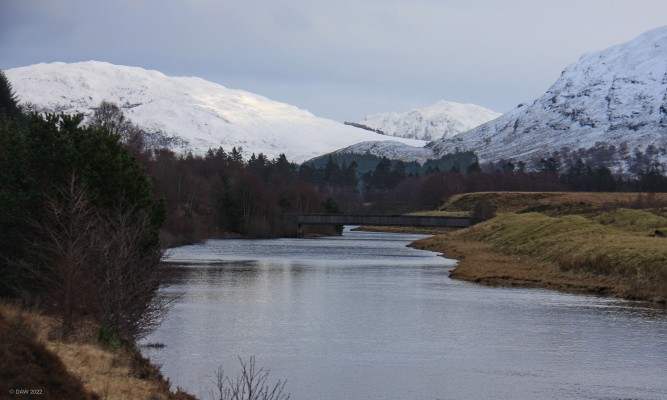 River Spean, Winter
[url=http://www.streetmap.co.uk/map?X=242857&Y=782905&A=Y&Z=115&ax=242965&ay=782965/] Map location. [/url]
