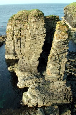 Rock structures at Noss Head, near Wick
The evening sun catches some of the spectacular rock structures around Noss head.  [url=www.multimap.com/map/browse.cgi?lat=58.4777&lon=-3.0656&scale=25000&icon=x/]Map location.[/url]
