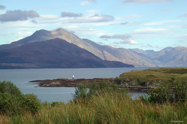 The Sound of Sleat
Looking over the Sound of Sleat from the Isle of Skye towards the Knoydart peninsula on the mainland. [url=www.multimap.com/map/browse.cgi?lat=57.1531&lon=-5.8011&scale=25000&icon=x/]Map location[/url]
