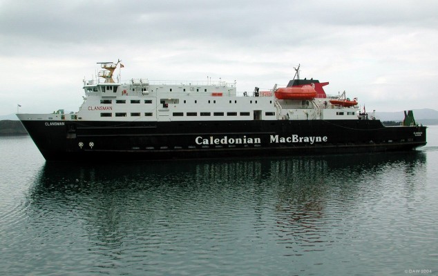 The Clansman approaching Oban pier
