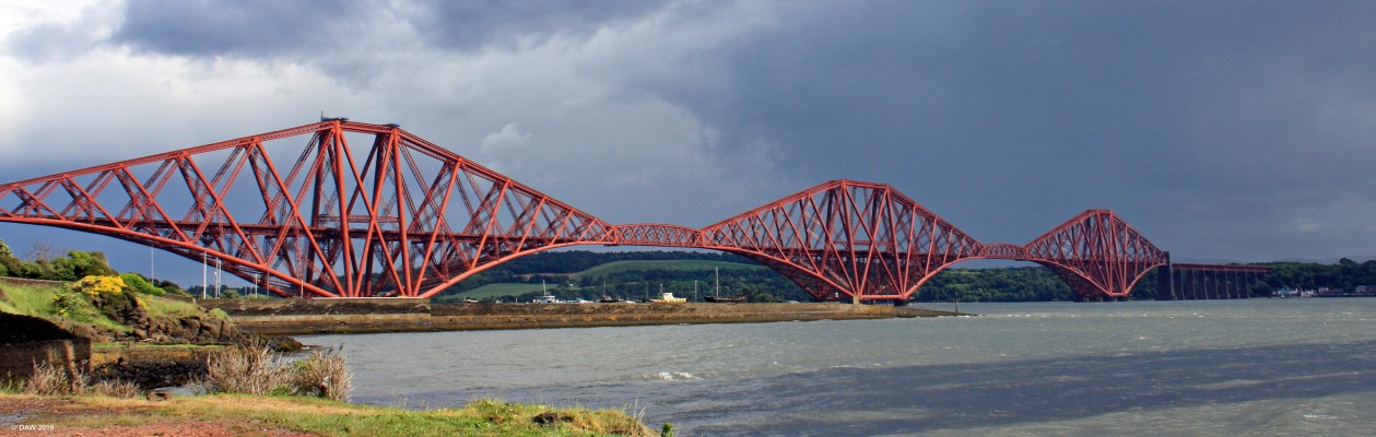 The Forth Bridge, 2016
Its many years since you have been able to the Forth Bridge without any scaffolding or white plastic on it, this latest repainting has apparently been done with new paint that will last 25 years.
