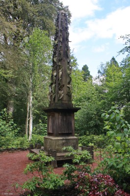 The Antler Column, Dumfries
The column is wooden, not stone, with antlerss attached.
