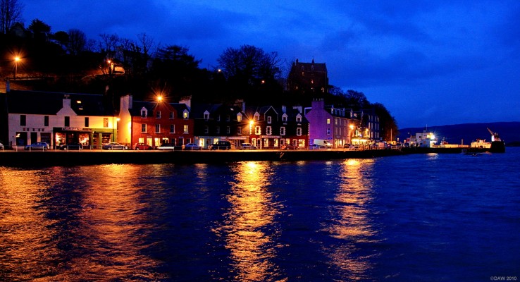 Tobermory by night
A view of the sea front from the Pier.  One of the local ferries can be seen tied up for the night on the right hand side. [url=http://www.streetmap.co.uk/map.srf?X=150589&Y=755220&A=Y&Z=115/] Map location. [/url]
