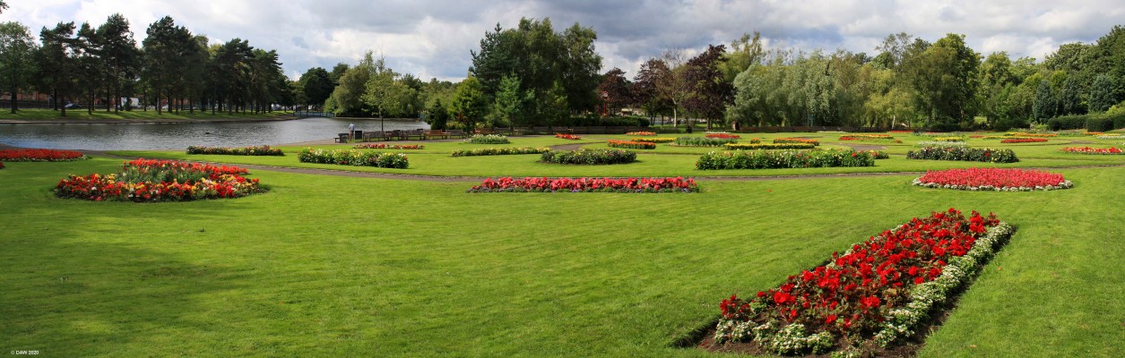 Victoria Park, 2016
A view of the summer planting at Victoria Park, Glasgow.
