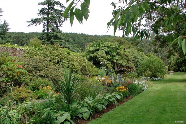 The Walled Garden, Kelburn Estate, Fairlie
A view inside the walled garden at Kelburn.  [url=http://www.kelburnestate.com/]Kelburn [/url]has something for everyone, gardens, Castle, adventure playground, scenic views and glen walks.....  and I don't even get paid for saying that.  [url=http://www.streetmap.co.uk/map.srf?X=221627&Y=656737&A=Y&Z=115/] Map location. [/url] 
