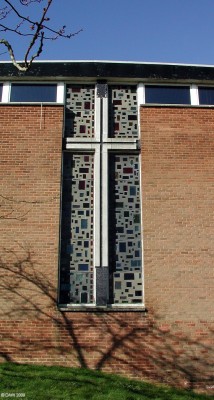Window, Arthurlie Church, barrhead
The modern stained glass window of Arthurlie Church.  Built in 1967 to replace a church that was demolished on the main street to make way for the dual carriage way and the sports centre.

