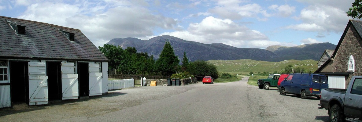 A view from Achfary
Looking out from the rural tranquility of Achfary towards Arkle rising to some 787m in the distance.  [url=www.multimap.com/map/browse.cgi?lat=58.3127&lon=-4.9148&scale=25000&icon=x/]Map location[/url]

