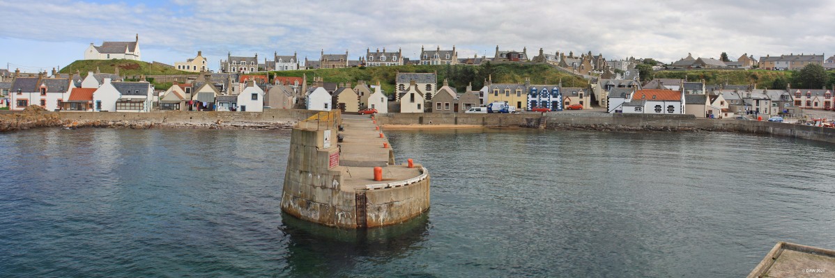 Findochty Harbour, Moray Coast
The harbour area at the attractive Moray coastal town of Findochty.  [url=http://streetmap.co.uk/map?X=346148&Y=868004&A=Y&Z=115/] Map location. [/url]
