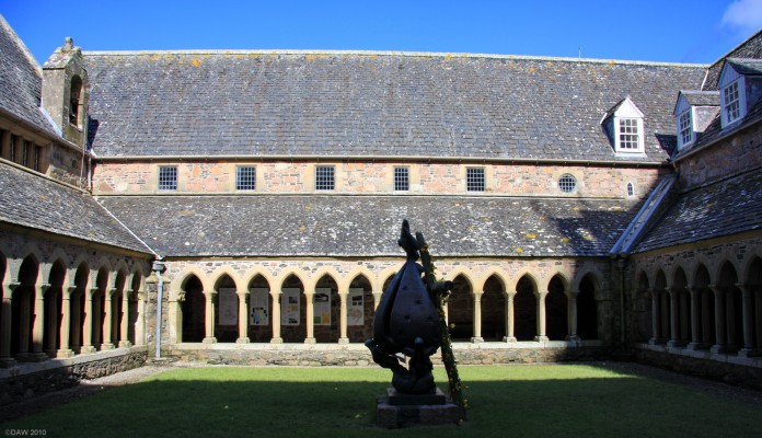 The cloisters of Iona Abbey
The former medieval Benedictine Monastery was restored between 1938 and 1965 by the [url=http://www.iona.org.uk/] Iona Community [/url]  

