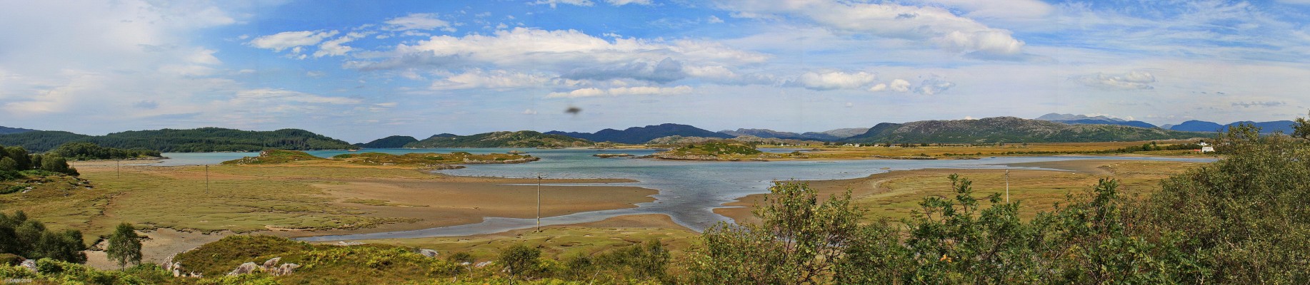 Kentra Bay, Ardnamurchan
[url=http://streetmap.co.uk/map.srf?X=164258&Y=767803&A=Y&Z=120/] Map location. [/url]
