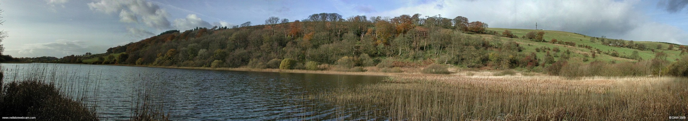 Loch Libo wild life reserve
Loch Libo has now been designated a [url=http://www.clydeswt.org/Reserves/LochLibo/tabid/80/language/en-GB/Default.aspx/] wild life reserve. [/url]   This Autumn view is taken from the eastern end of the loch.
