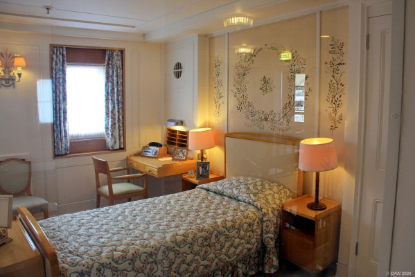 The Queens Bedroom, Royal Yacht Britannia, Leith
The Queens bedroom aboard the Royal Yacht Britannia.  It probably didn't have the glass wall this photo is taken through though.
