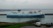Hjaltland_leaving_Aberdeen_harbour.jpg